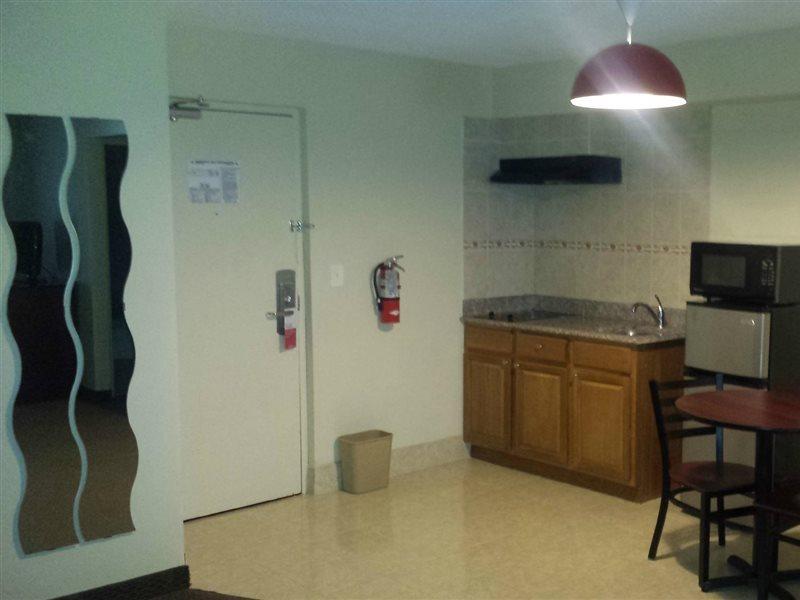 Hotel Ramada By Wyndham Rockaway Extérieur photo